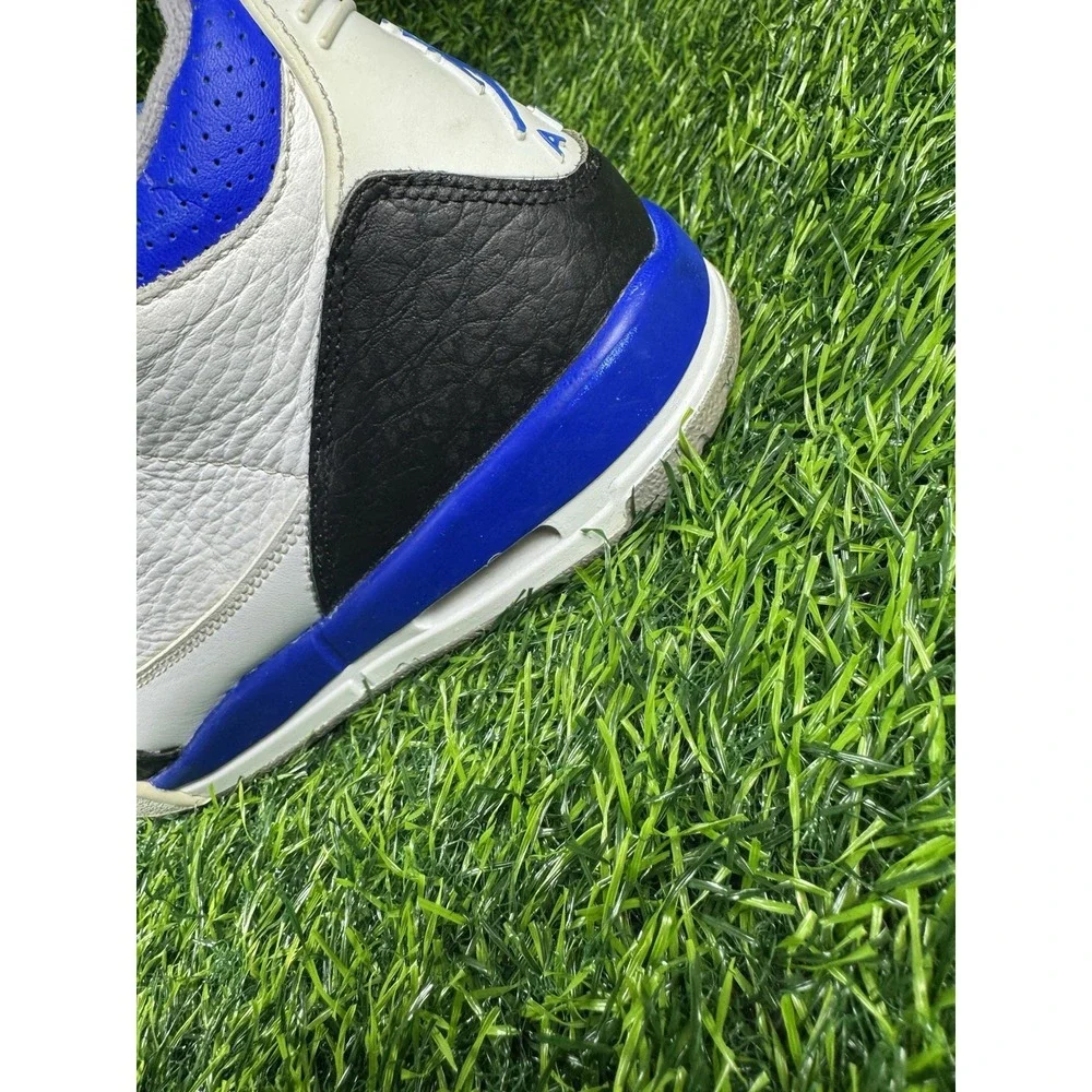 Size 7Y - Air Jordan 3 Racer Blue